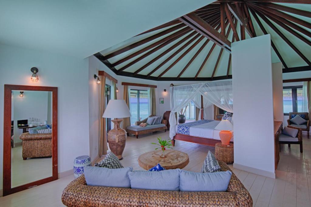 3 Days Villa with Pool Full Board Package in Maldives - imane Habibi